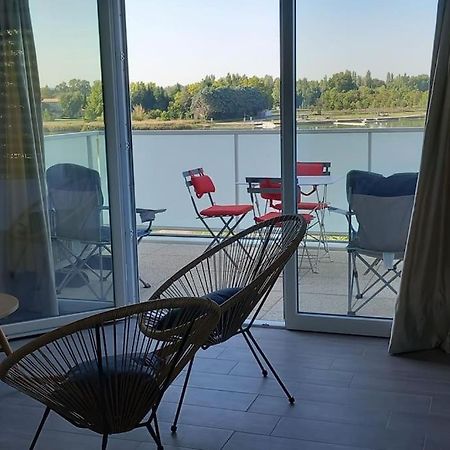Appartement Climatise Au Coeur De La Provence Lac Et Parcs D'Attractions 10Mn Avignon Monteux Esterno foto