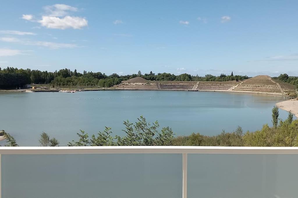 Appartement Climatise Au Coeur De La Provence Lac Et Parcs D'Attractions 10Mn Avignon Monteux Esterno foto