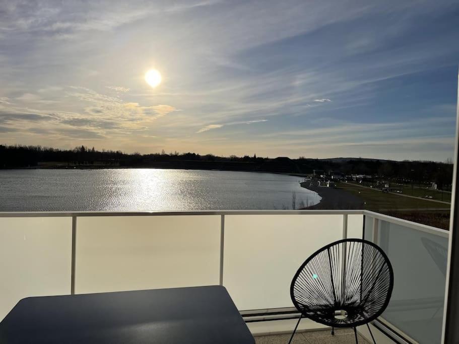 Appartement Climatise Au Coeur De La Provence Lac Et Parcs D'Attractions 10Mn Avignon Monteux Esterno foto